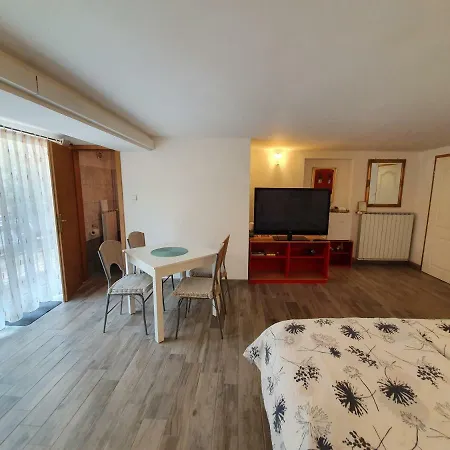 Rooms Jurca Postojna Exterior photo