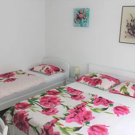 Rooms Jurca Postojna Exterior photo