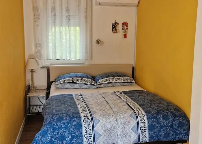 Rooms Jurca